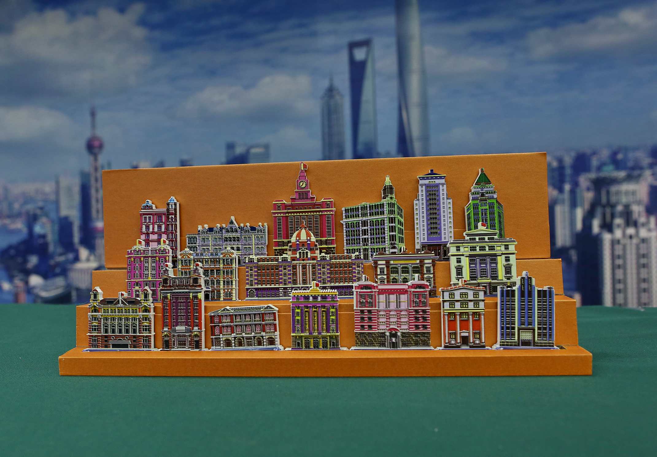 最具商業價值獎（一等獎） 上海外灘萬國建筑群冰箱貼_副本.jpg