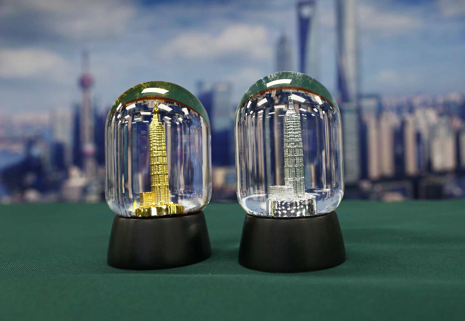 最受市場歡迎獎   金茂水晶球_副本.jpg